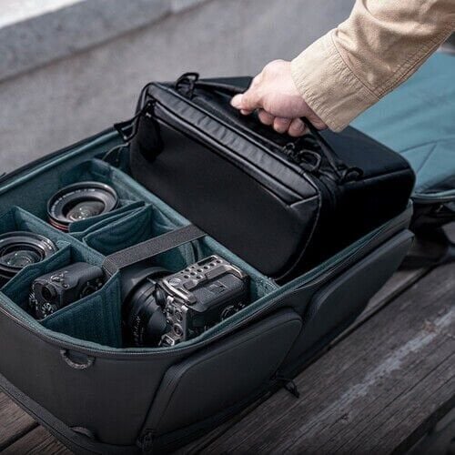PGYTECH OneMo 2 Backpack (Space Black, 25 L) – Profesyonel Kamera & Drone Sırt Çantası
