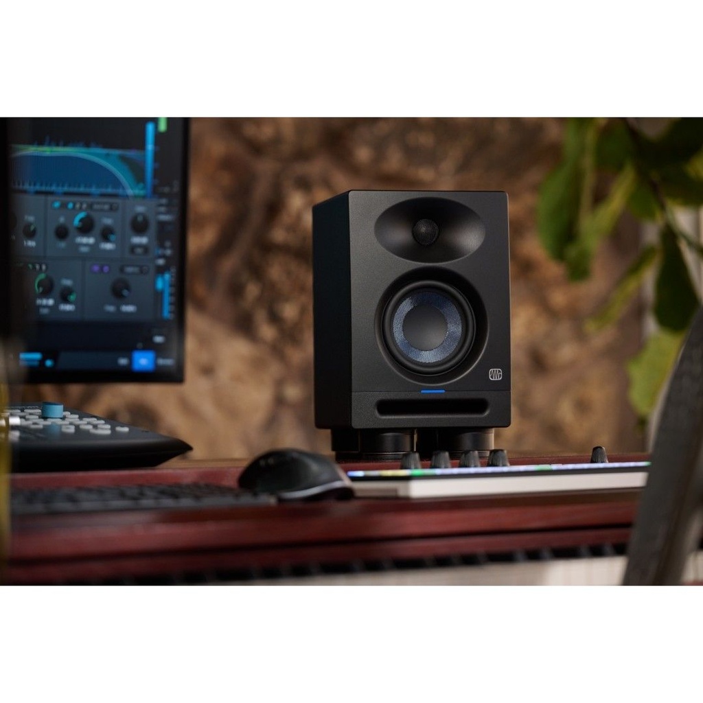 PreSonus Eris Studio 4