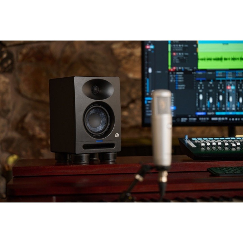 PreSonus Eris Studio 4