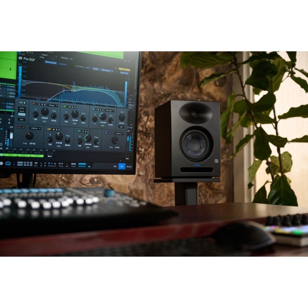 PreSonus Eris Studio 5