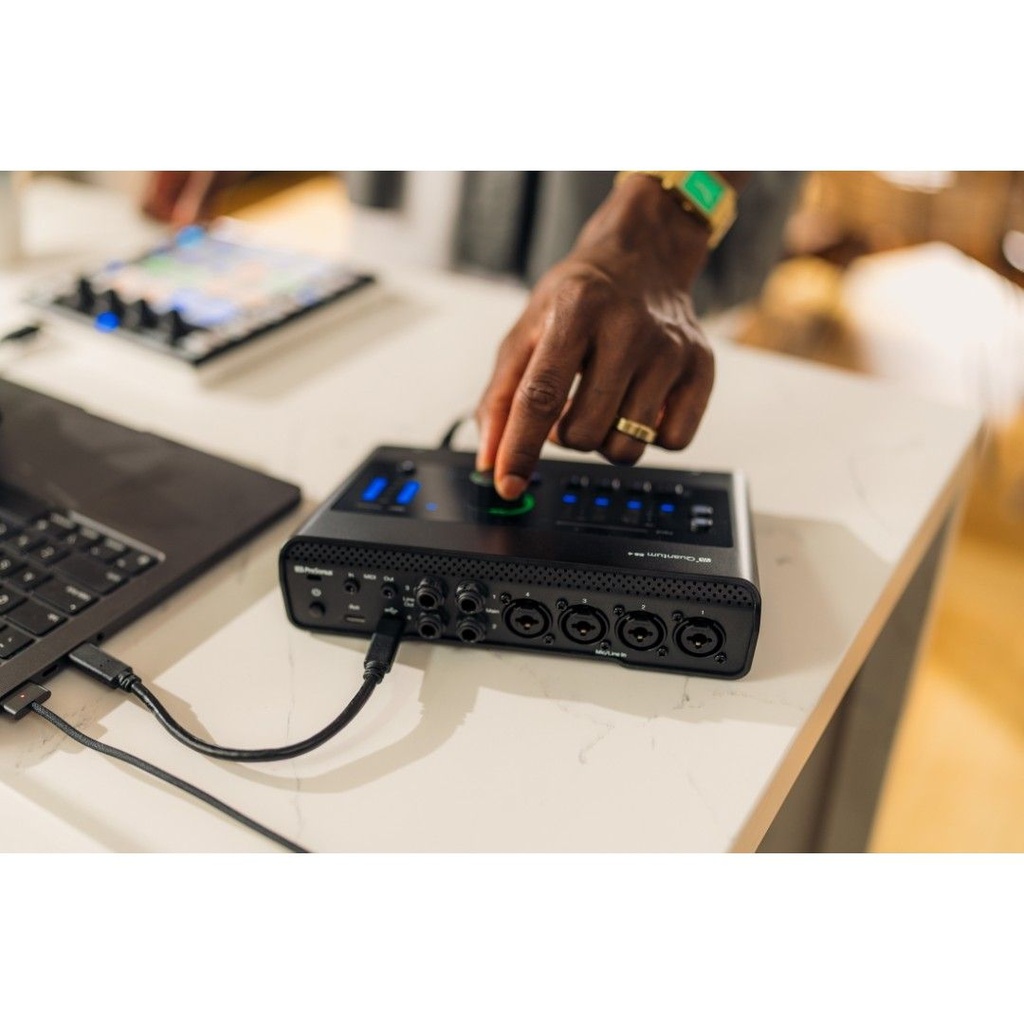 PreSonus Quantum ES 4 USB-C Ses Kartı