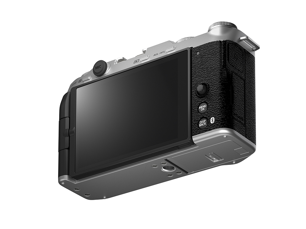 X-M5 Gümüş + XC15-45mm Kit