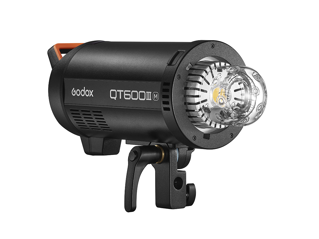 QT600 III M HSS 600W Paraflaş Kafası