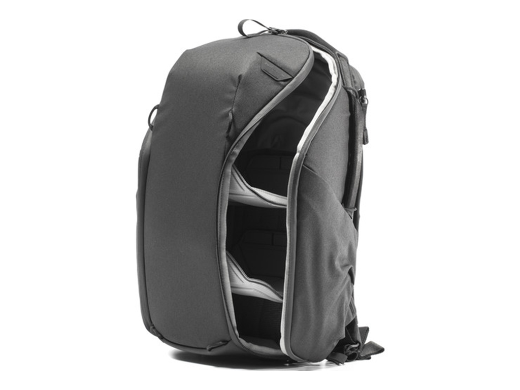 Everyday Zip 15L Siyah Sırt Çantası