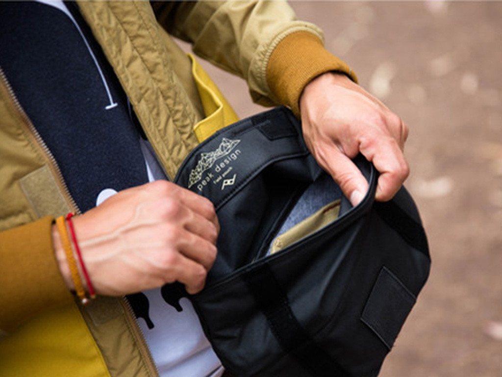 Field Pouch Siyah Kılıf