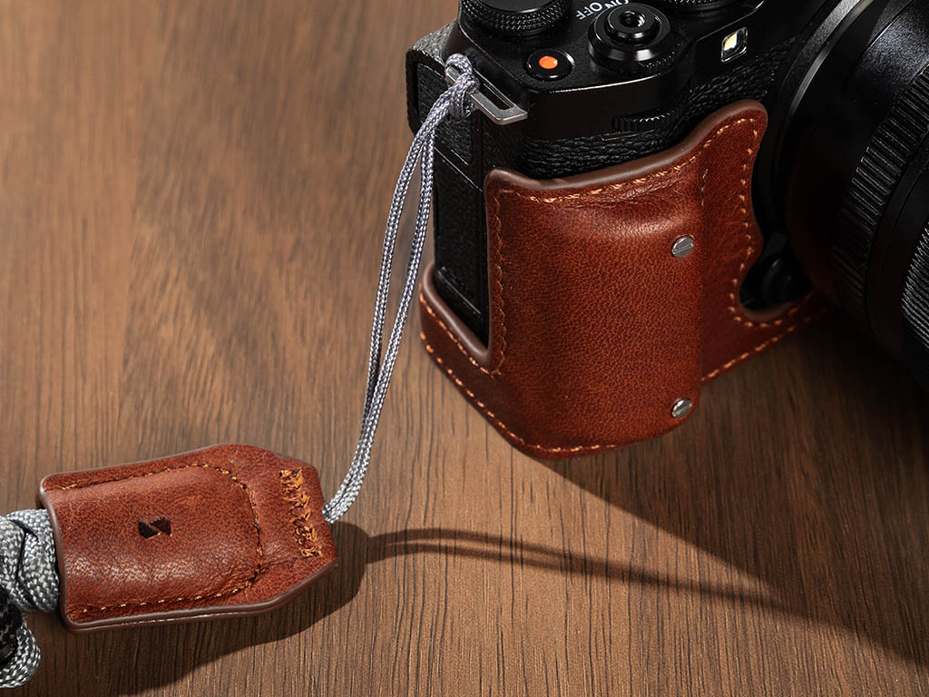 4880 Fujifilm X-M5 Yarı Çanta Kahverengi