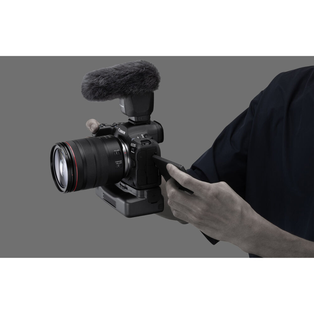 Canon EOS R5 RF 24-105mm F4 L Lens Kit Aynasız Fotoğraf Makinesi