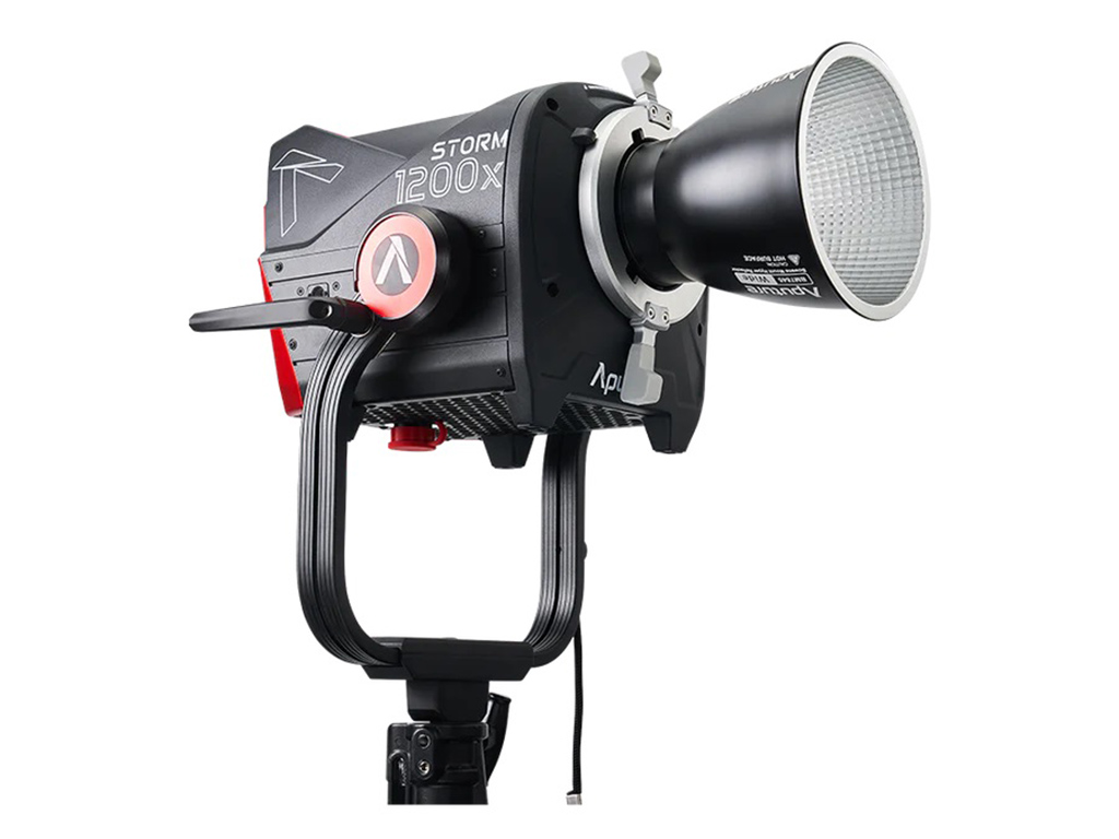 Storm 1200x LED Light