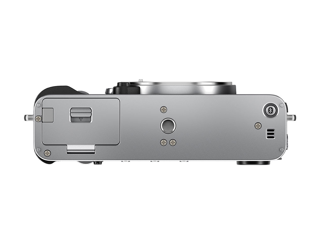 Fujifilm X-E5 Gümüş + XC13-33mm Kit