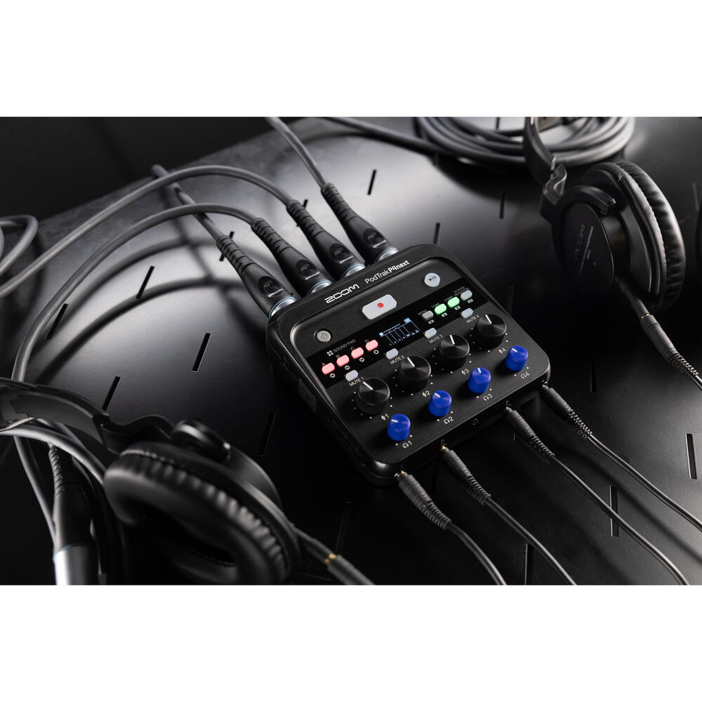 Zoom PodTrak P4next Taşınabilir Multitrack Podcast Kayıt Cihazı