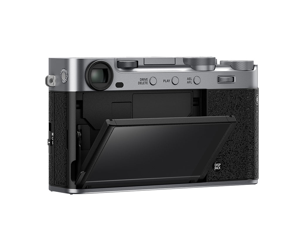 Fujifilm X-E5 Gümüş + XF16-50mm Kit