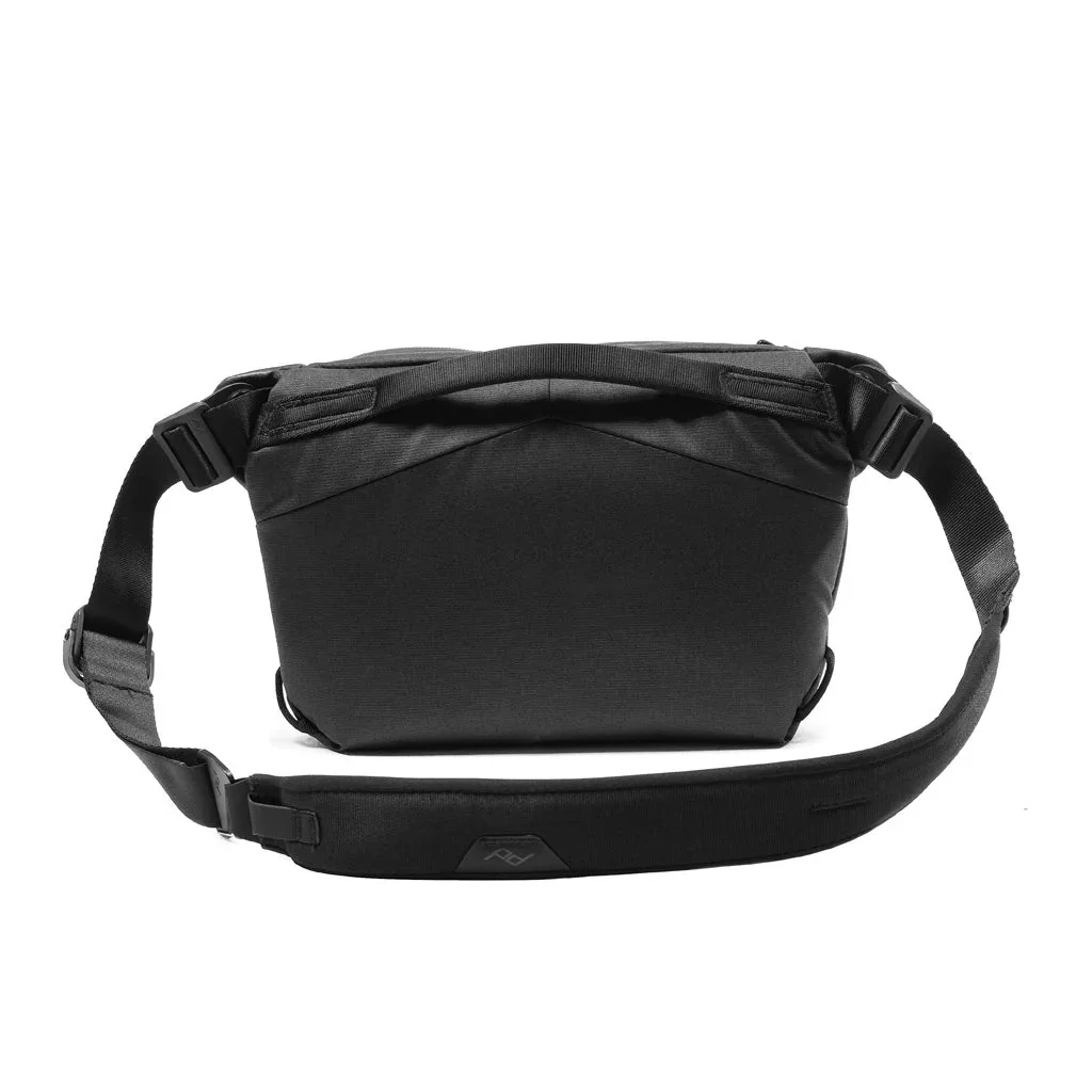 Everyday Sling 6L Fonksiyonel Omuz Çantası - Black