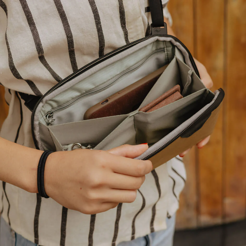 Tech Pouch Small Teknoloji Aksesuar Çantası - Coyote