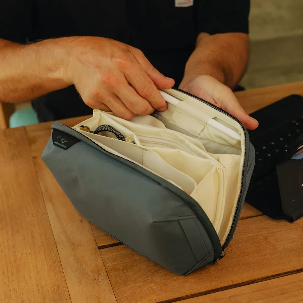 Tech Pouch Regular Teknoloji Aksesuar Çantası - Ocean