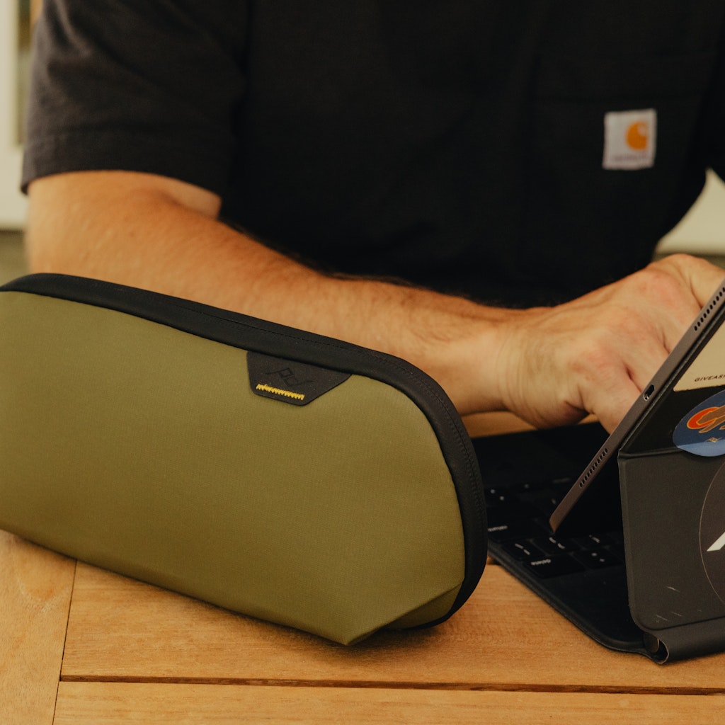 Tech Pouch Small Teknoloji Aksesuar Çantası - Kelp