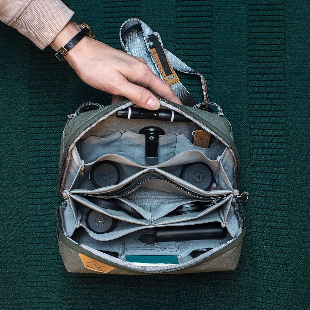 Peak Design Tech Pouch Regular - Teknoloji Aksesuar Çantası - Sage Green
