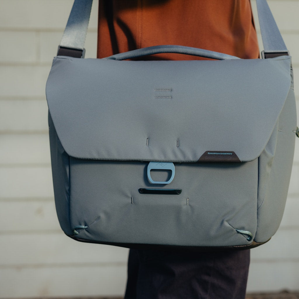 Peak Design Everyday Messenger Omuz Çantası 13L - Ocean