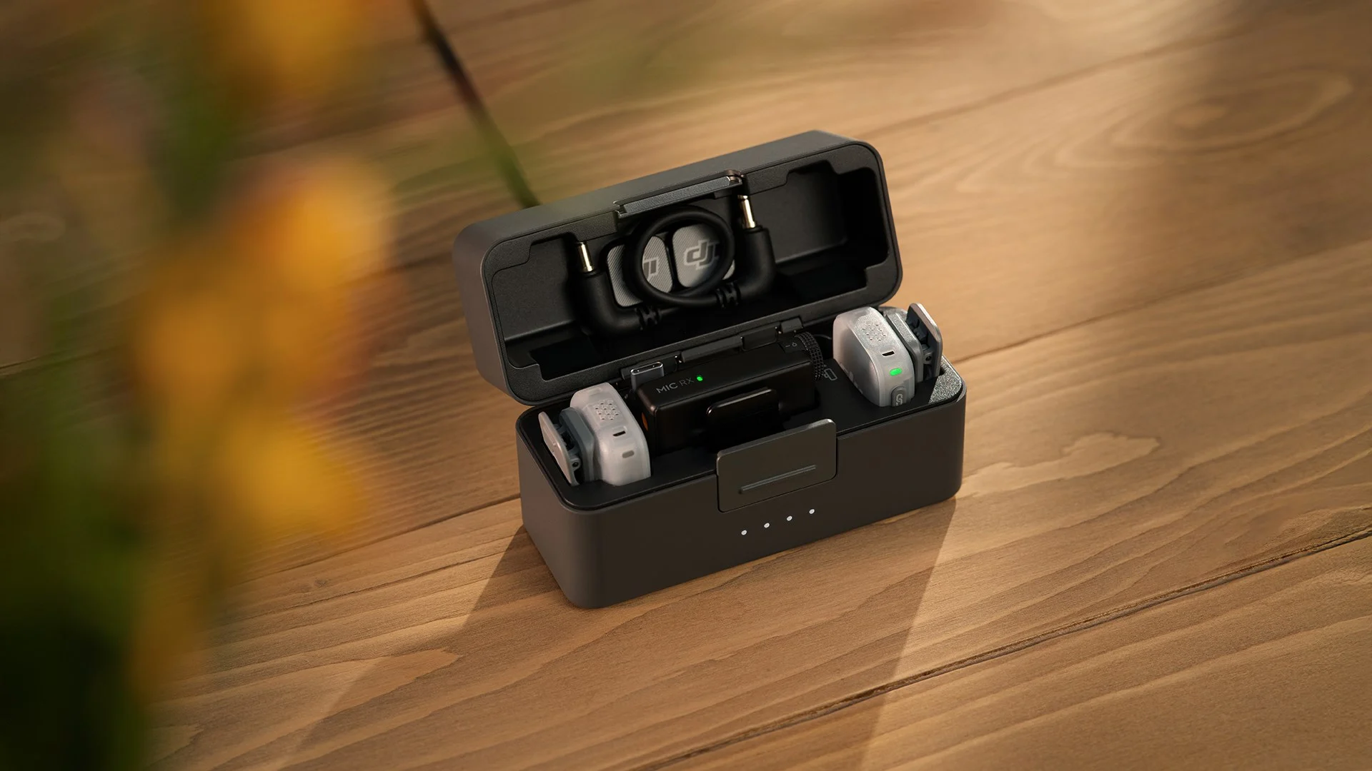 DJI Mic Mini 2 (2TX + 1 Mobile RX + Chargıng Case)