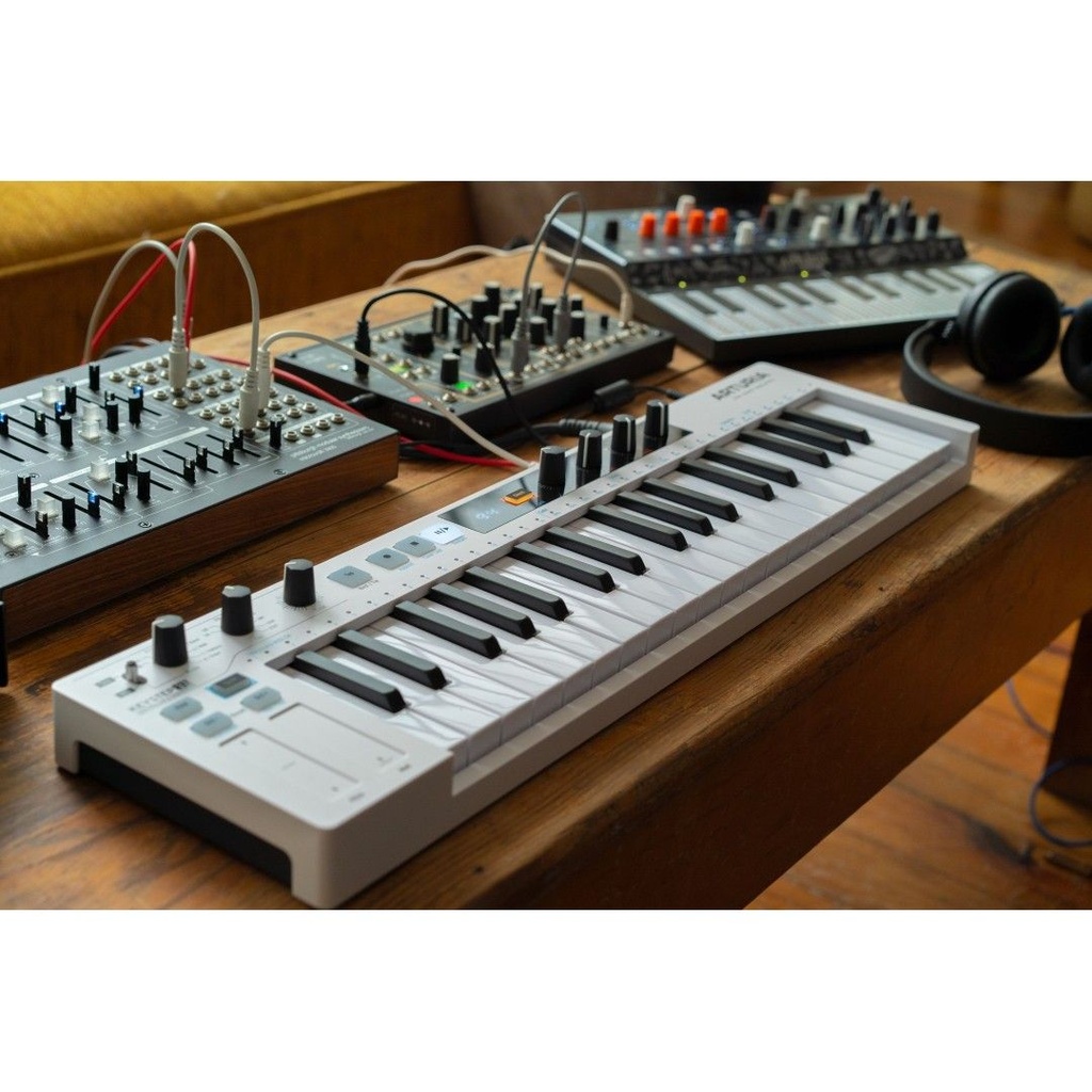 Arturia KeyStep 37 - Beyaz
