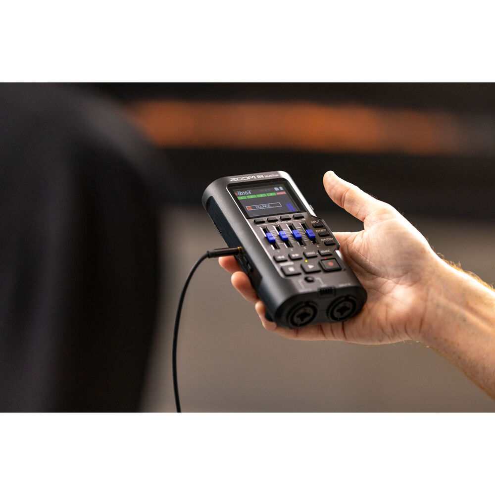 Zoom R4 MultiTrak SD Kayıt Cihazı ve USB Ses Kartı (Siyah)