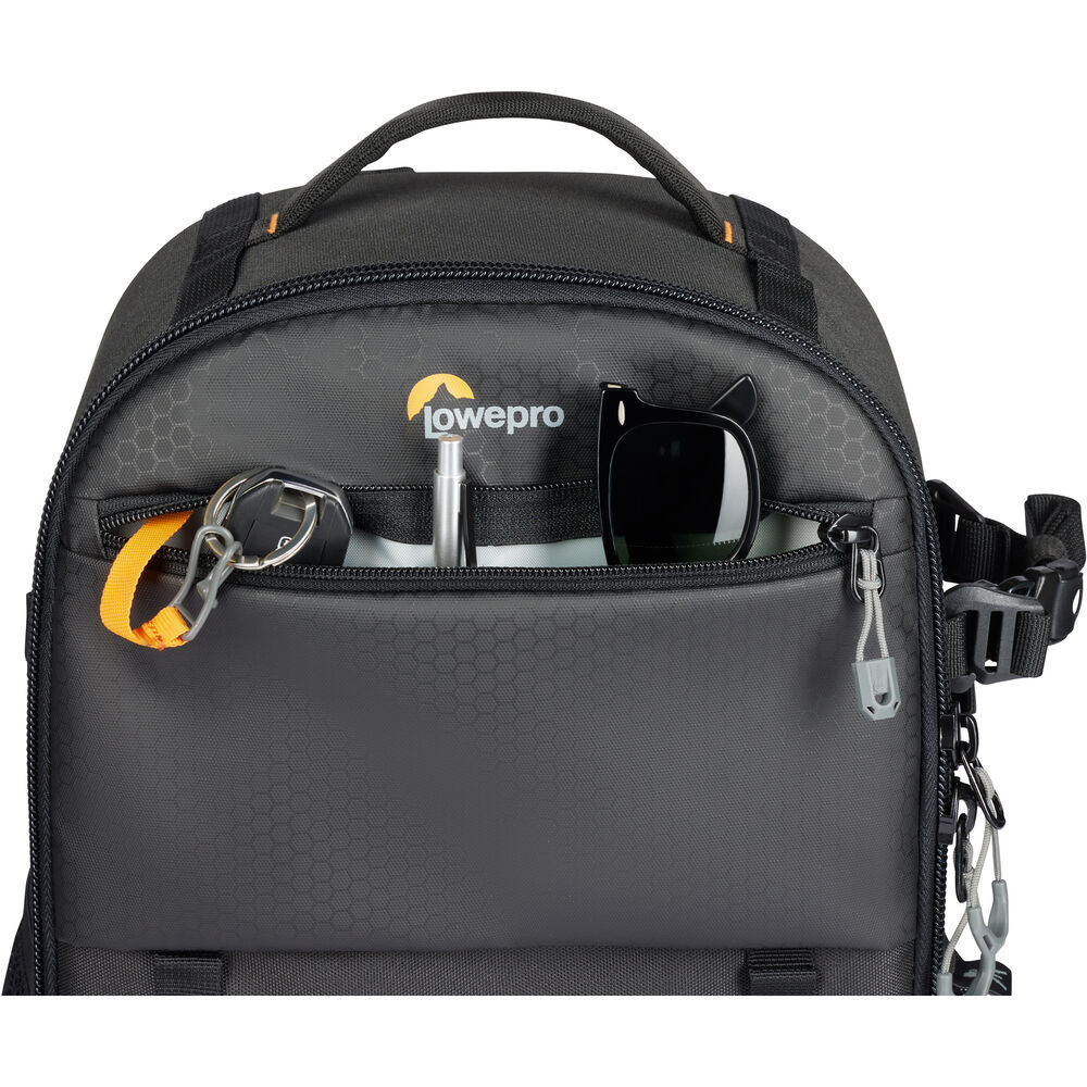 Lowepro Adventura BP 300 III Sırt Çantası Siyah