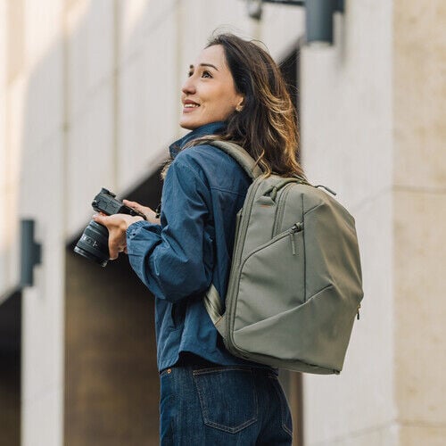PGYTECH OneGo Lite Backpack 12L (Cream) – P‑CB‑614 Sırt Çantası