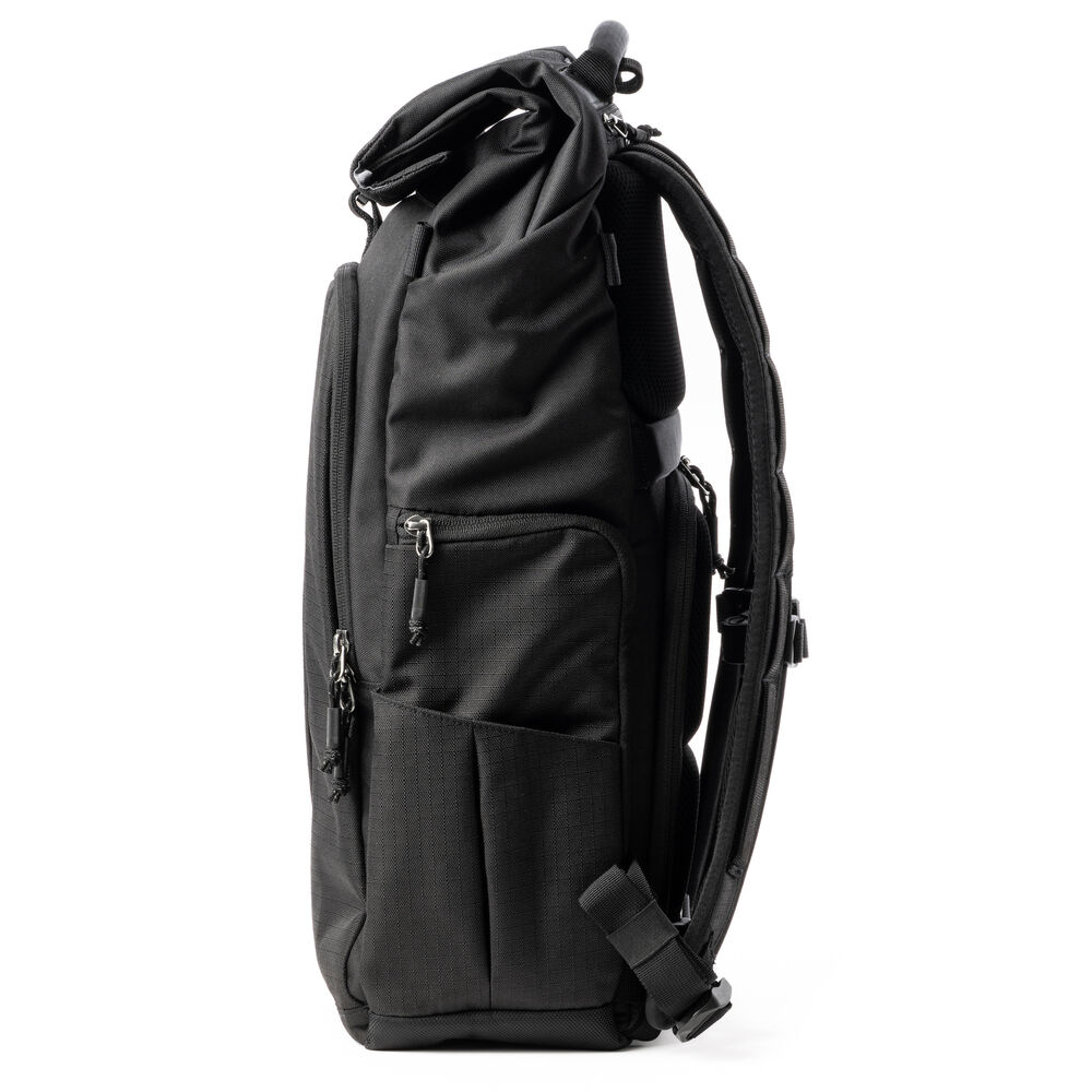 THINK TANK-FOCUS POINT30L-ASPHALT BLACK