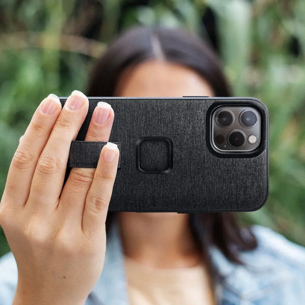 Peak Design SlimLink Loop Case iPhone 18 Pro MagSafe Kılıf - Charcoal