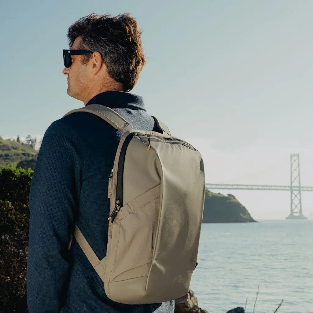 Peak Design Travel Backpack 2-in-1 40L Seyahat Sırt Çantası - Stone