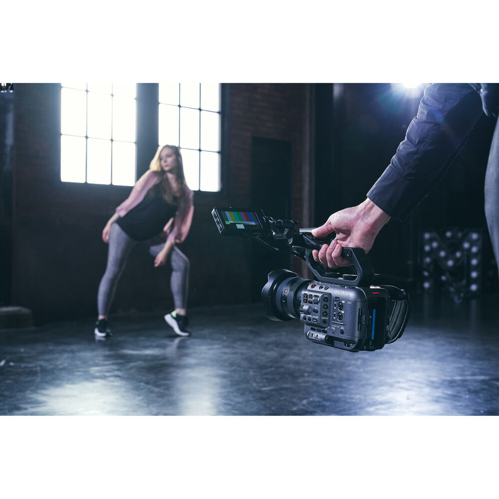 Sony FX6 Full Frame Sinema Kamerası (Sadece Gövde)
