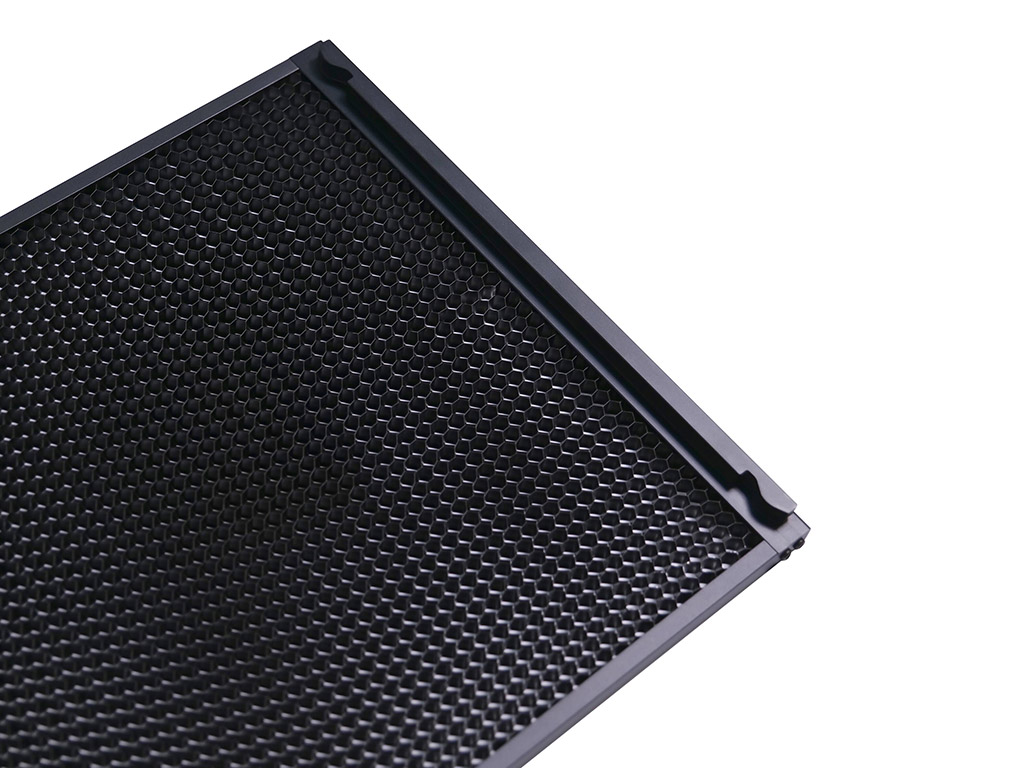 [FDCA35006] Aputure 45" Metal Grid (Nova P600C için Grid)