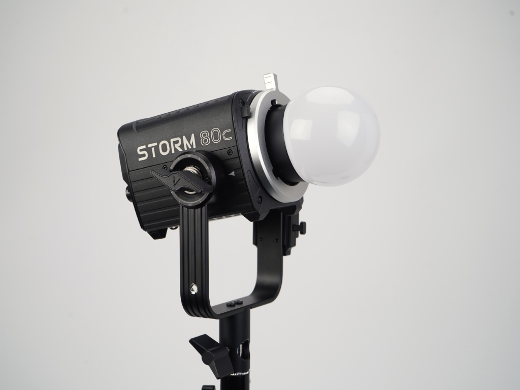 [FDCA35122] Aputure Storm 80c RGB LED Video Işığı